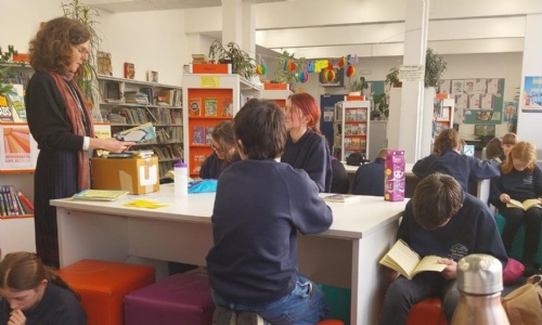 Hope Valley students reading in the library